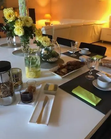 Serenity Chambre D'hote Au Calme Des Maitres Tibetains Y Ont Sejourne 15 Mn Des Plages Accommodatie bij particulieren *